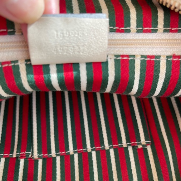 🌺 AUTH Gucci Monogram Crossbody Bag 🌺 BEAUTIFUL - Picture 14 of 16